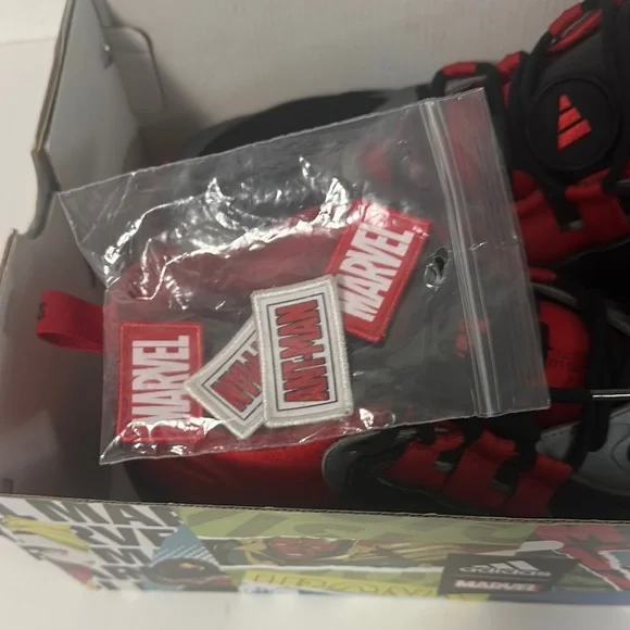 Basketball shoes size 11 | Adidas Marvel BYW select IF0006 Anthony - Picture 12 of 15